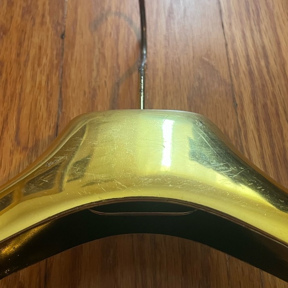 MOSCHINO COUTURE VINTAGE CLOTHES HANGER IN GOLD TONE FINISH - Picture 6 of 11